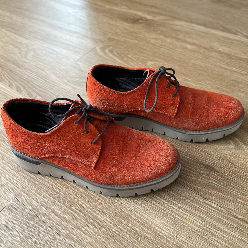 Women Burnt Orange Suede Lace-Up Shoes – Size 7 – Stylish & Bold - Picture 5 of 7